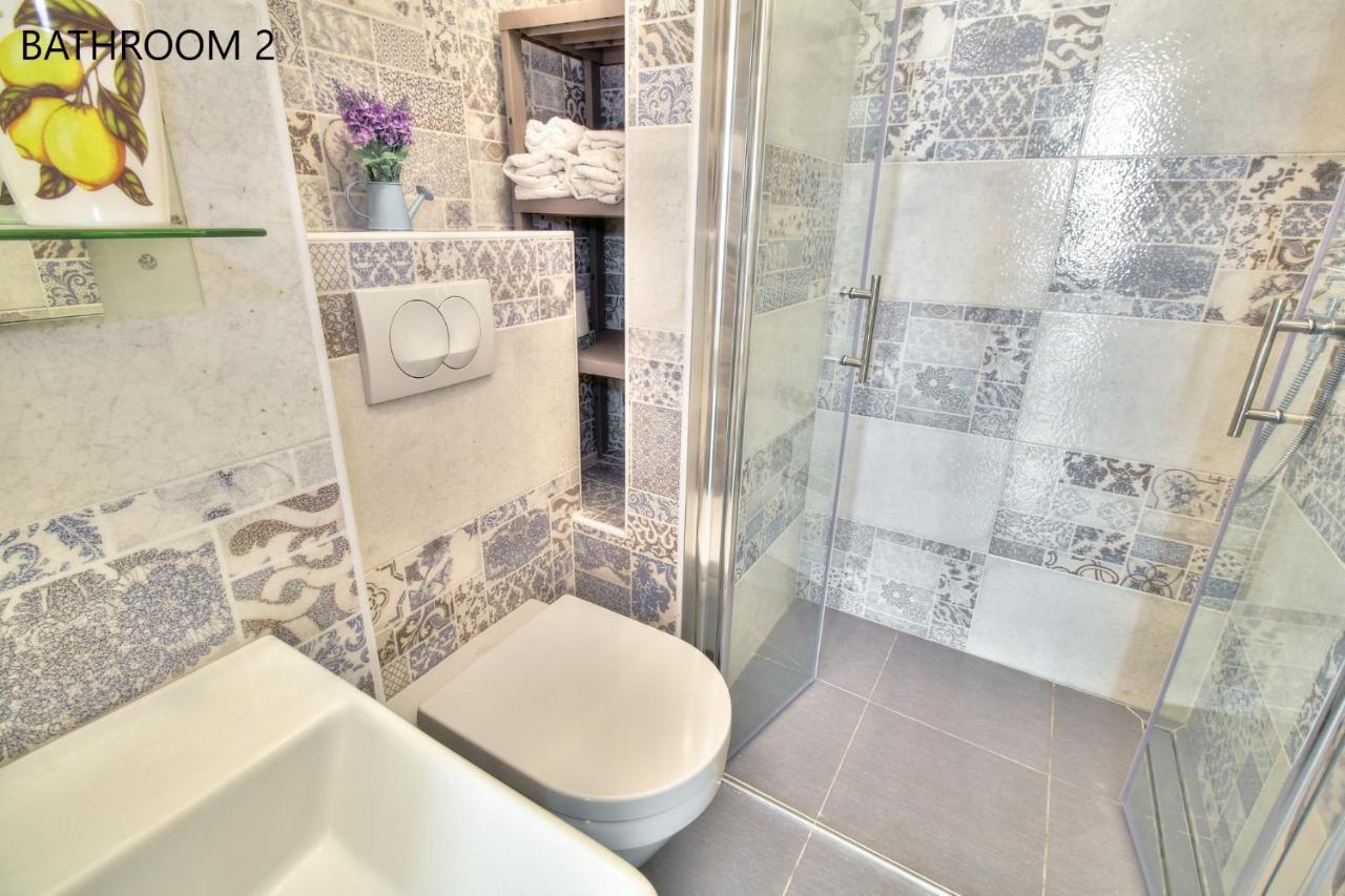 Boutique Apartman Villa Mediteran ポレッチ エクステリア 写真
