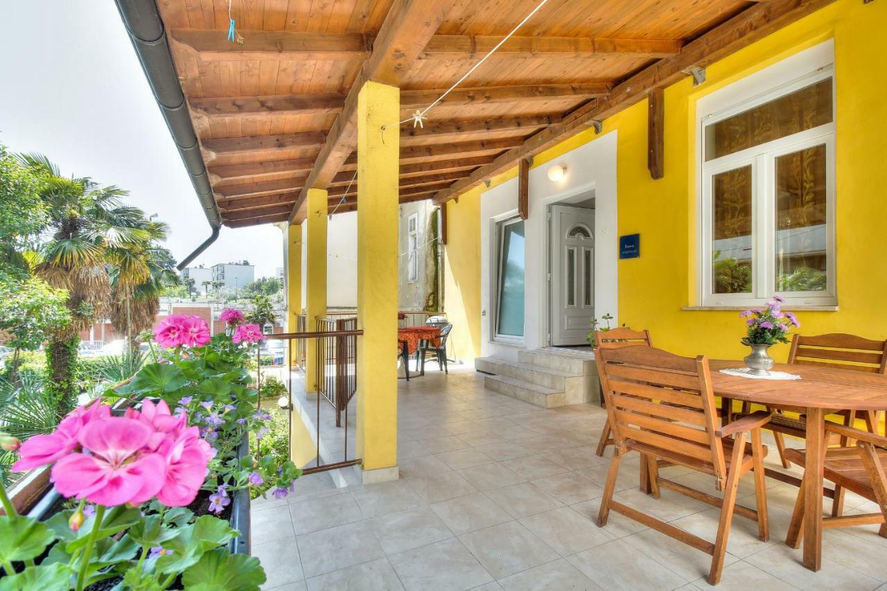 Boutique Apartman Villa Mediteran ポレッチ エクステリア 写真
