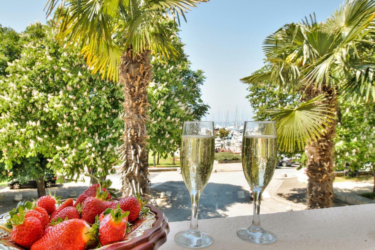 Boutique Apartman Villa Mediteran ポレッチ エクステリア 写真